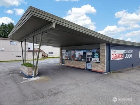 816 W Main Street — photo
