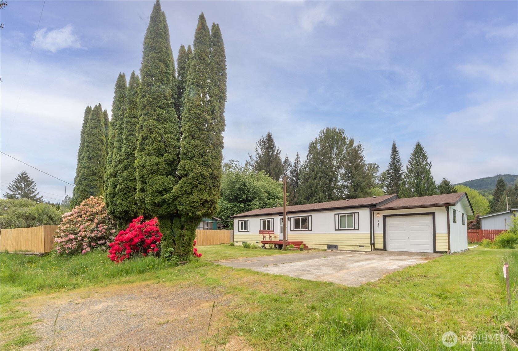 140 Pinto Lane — photo