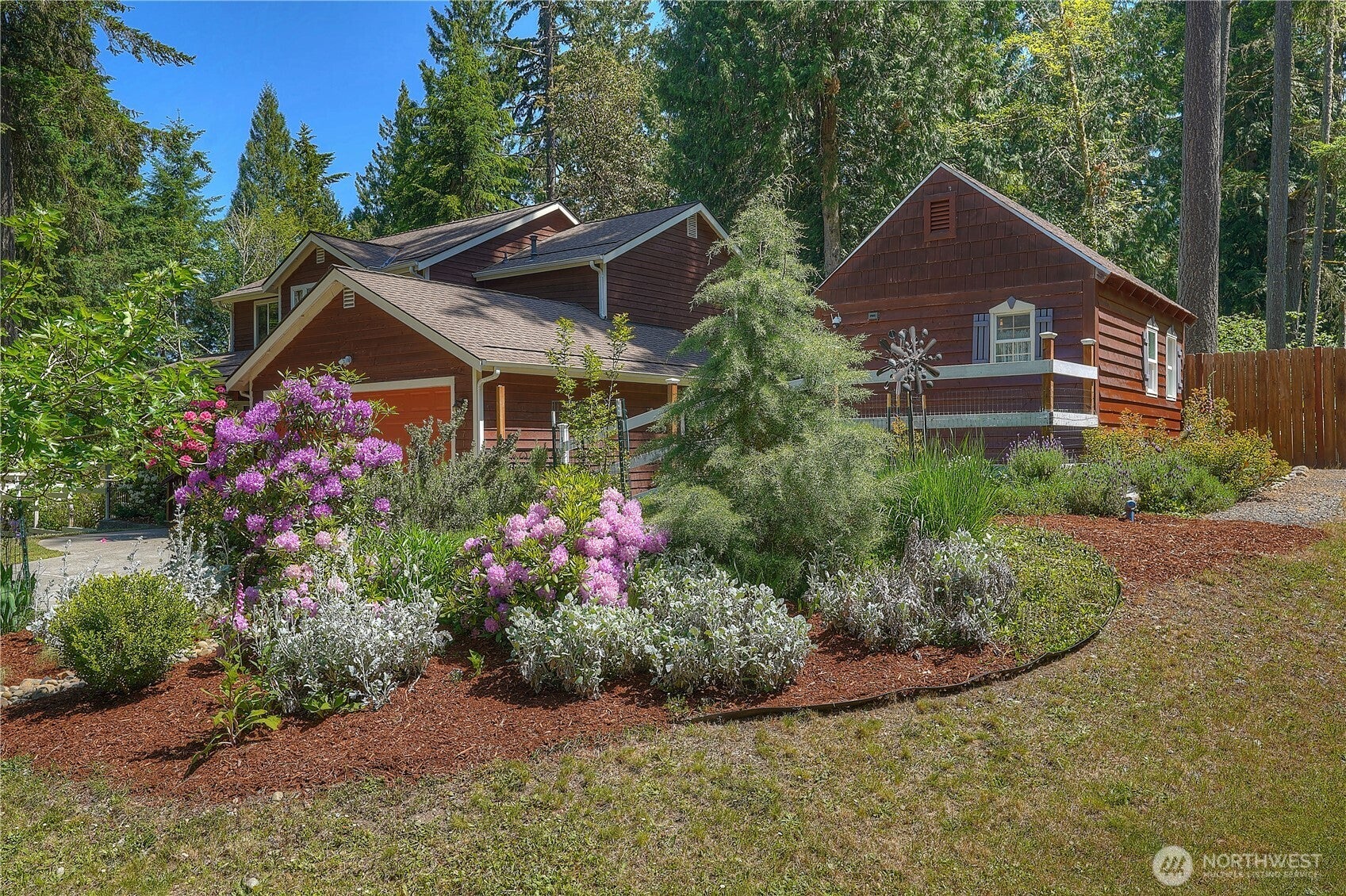10717 Suncrest Drive — photo