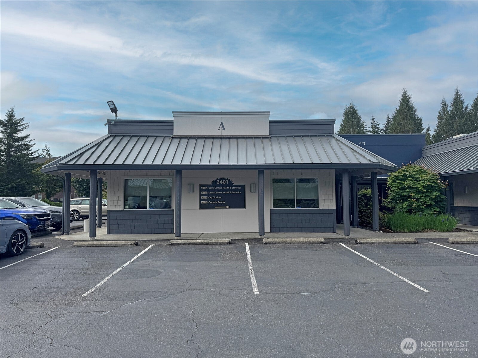 2401 Bristol Court SW a-102 — photo