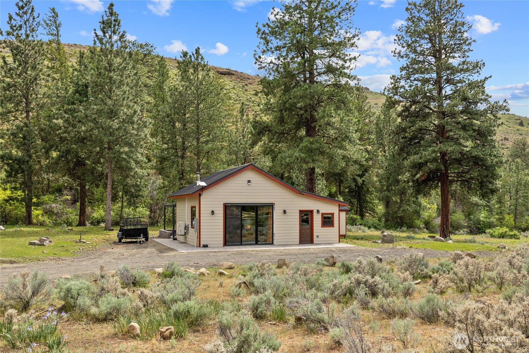 6750 Secret Canyon Road — photo