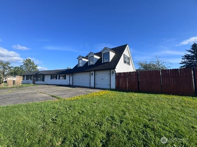 3215 Williams Avenue — photo
