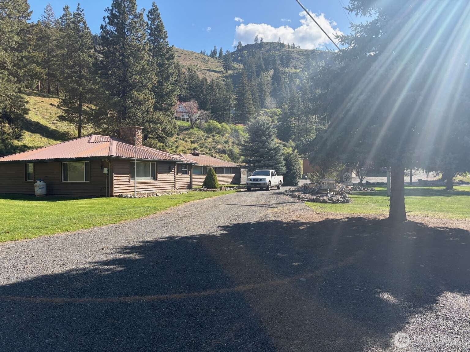 15551 State Route 410 — photo