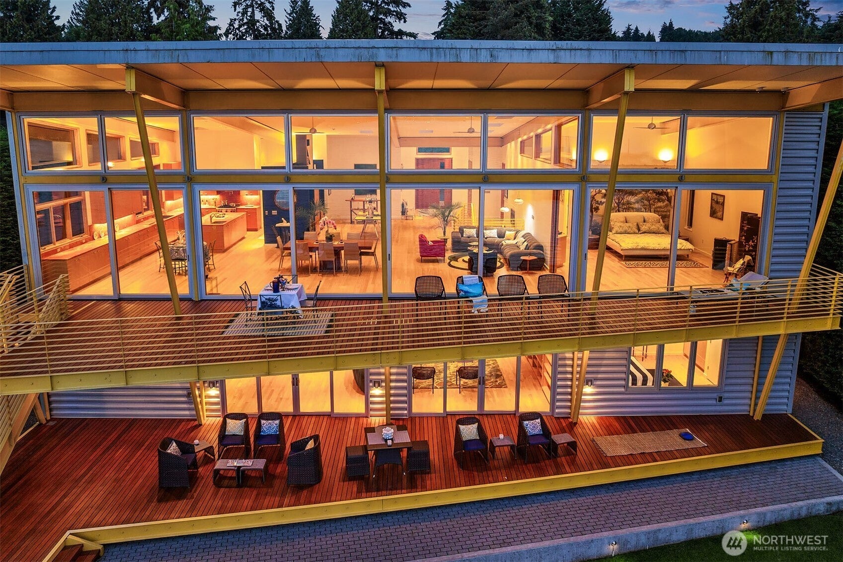 Home in Mercer Island, WA 98040 — photo 3