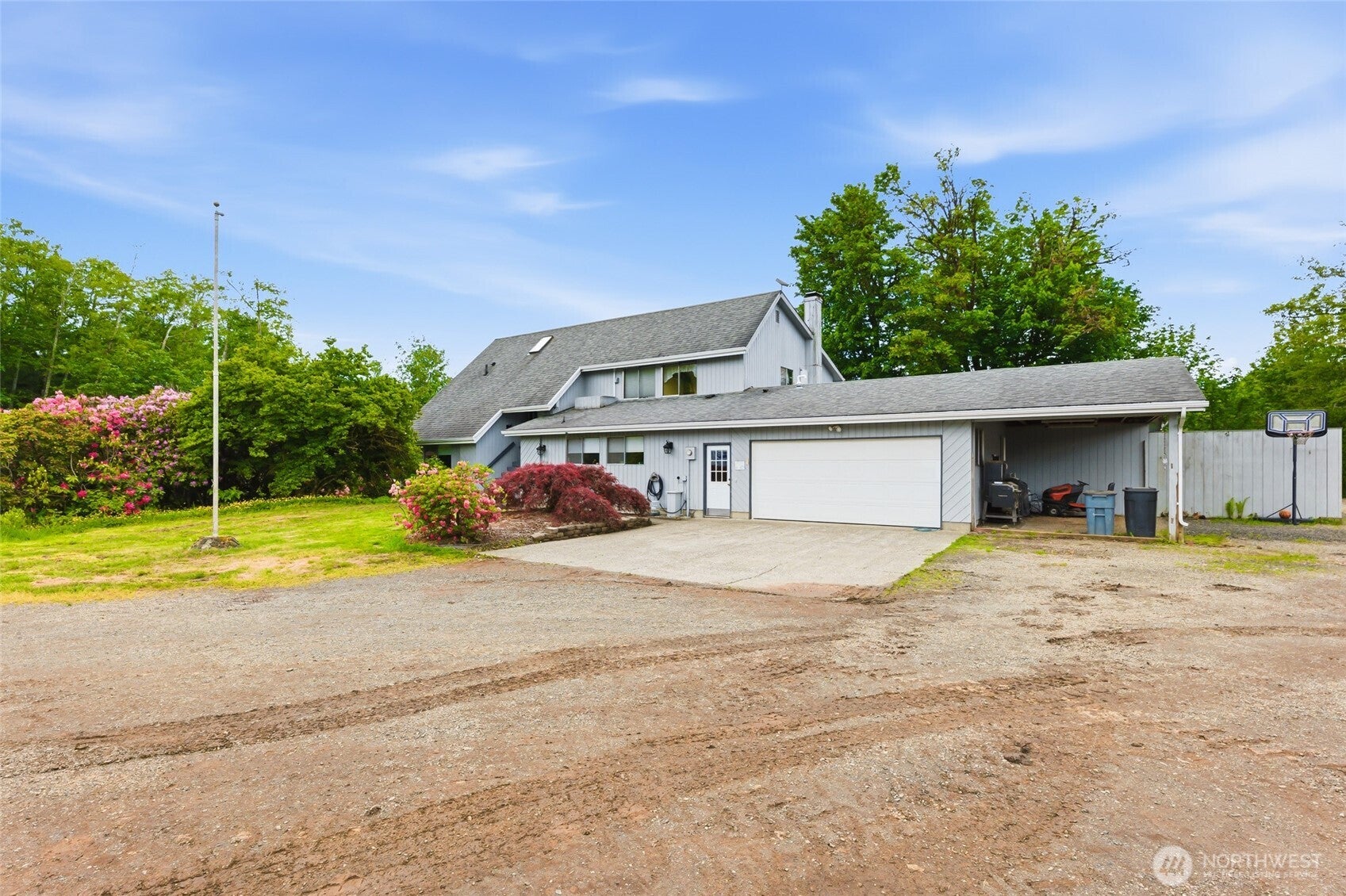 1381 Wynooche Valley Road — photo