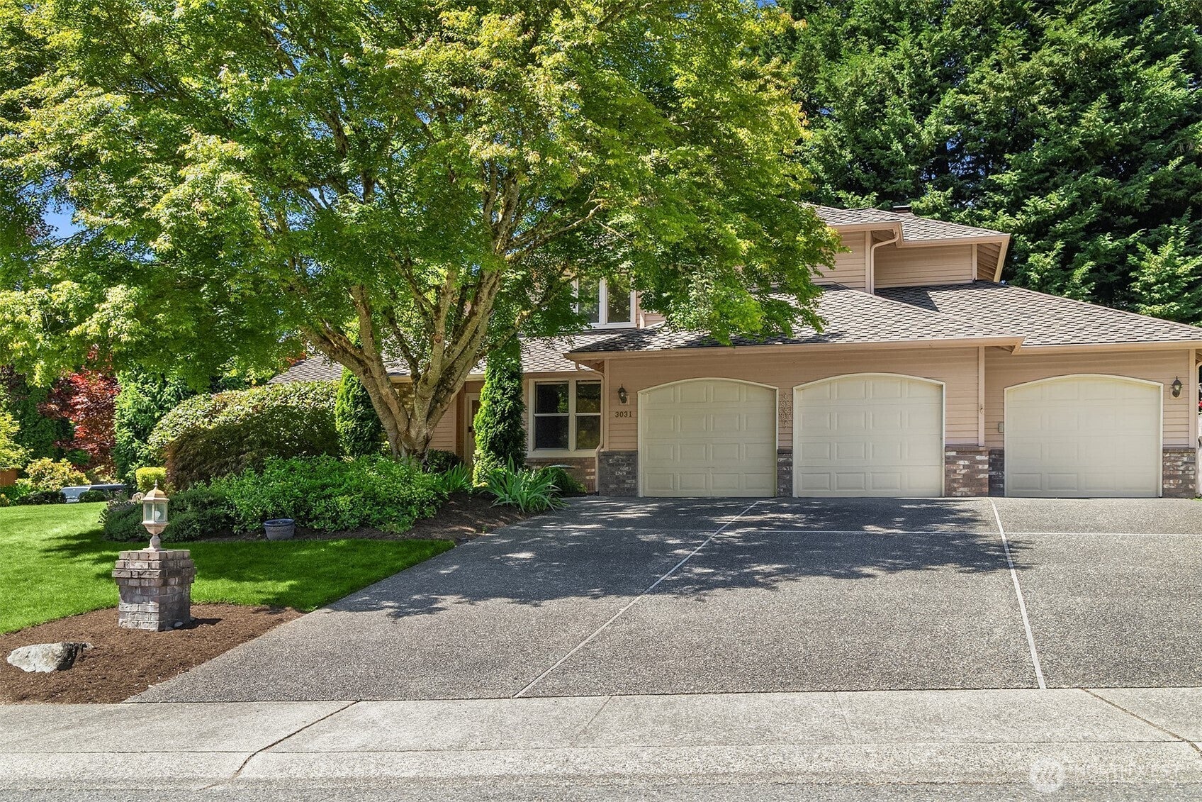 3031 235th Avenue SE — photo