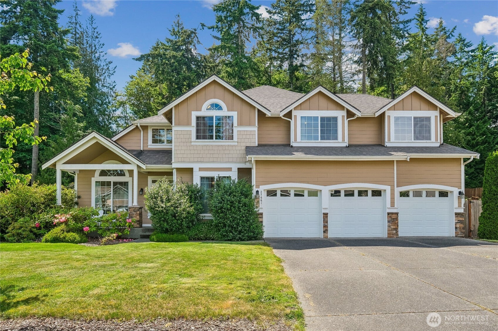 27661 Mcintosh Loop NE — photo