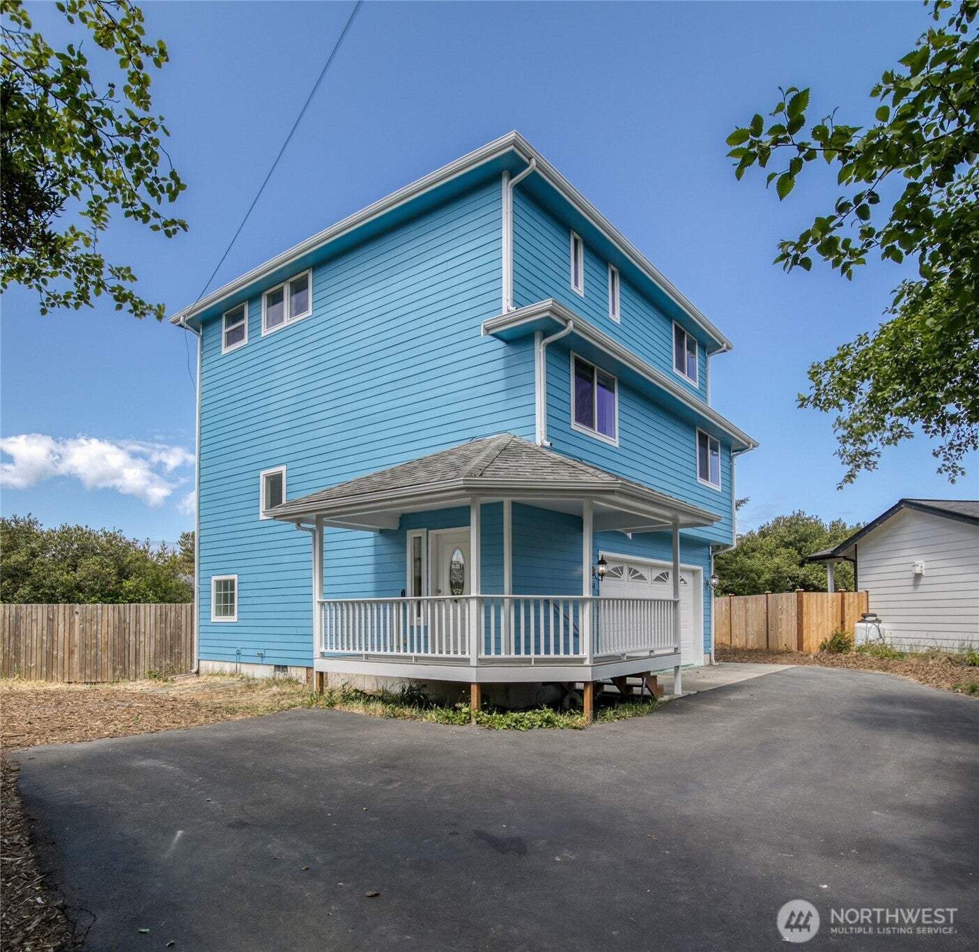 251 Ocean Shores Boulevard SW — photo