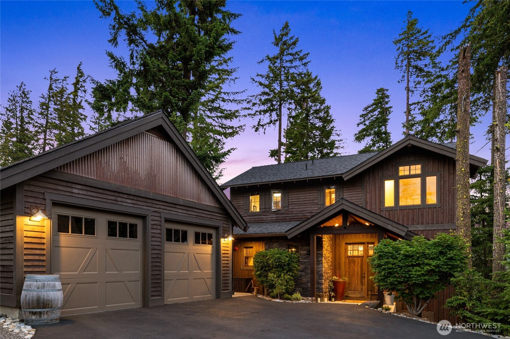301 Black Nugget Lane — photo