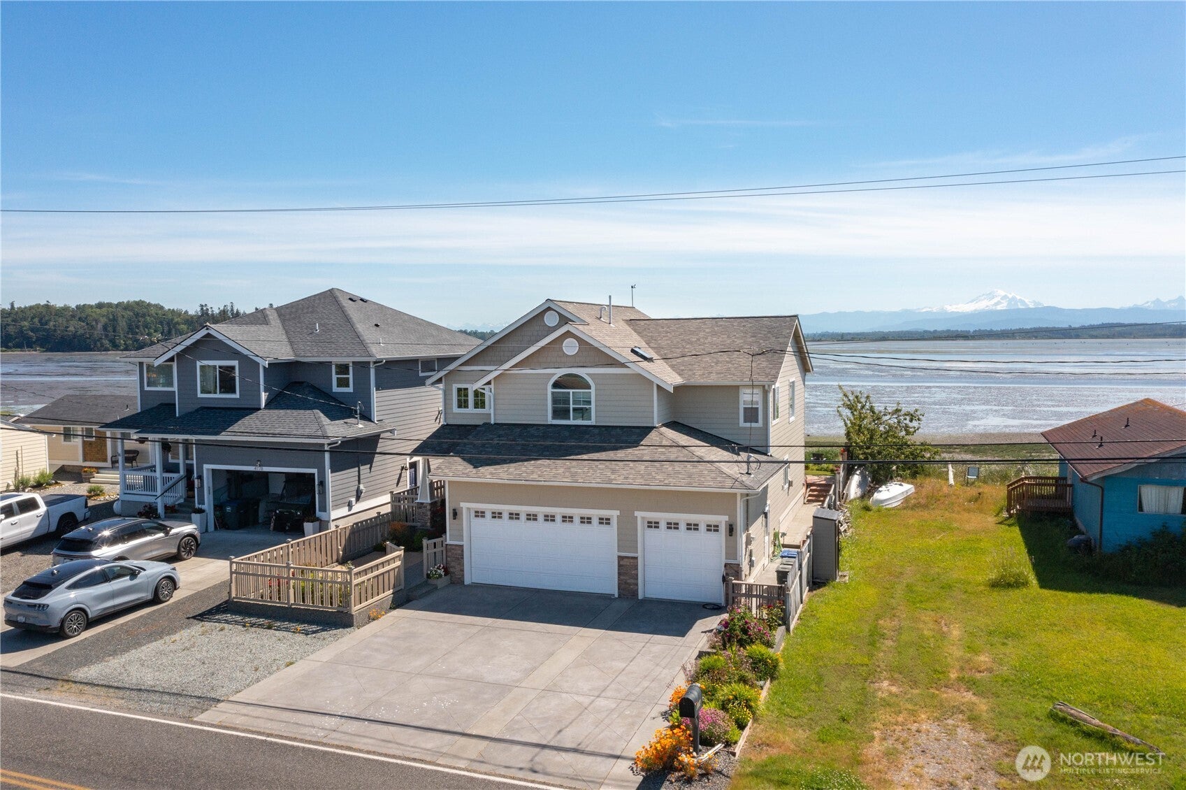 4174 Saltspring Drive — photo