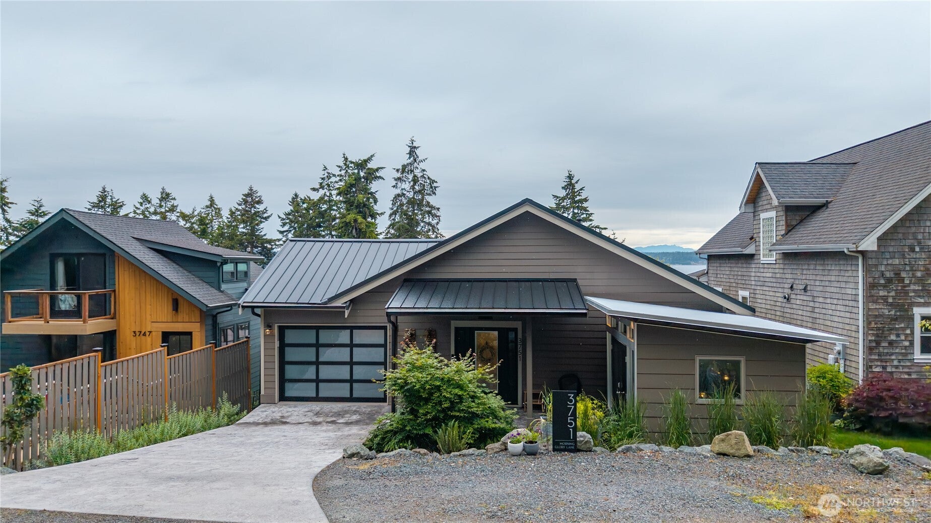 3751 Morning Glory Lane — photo