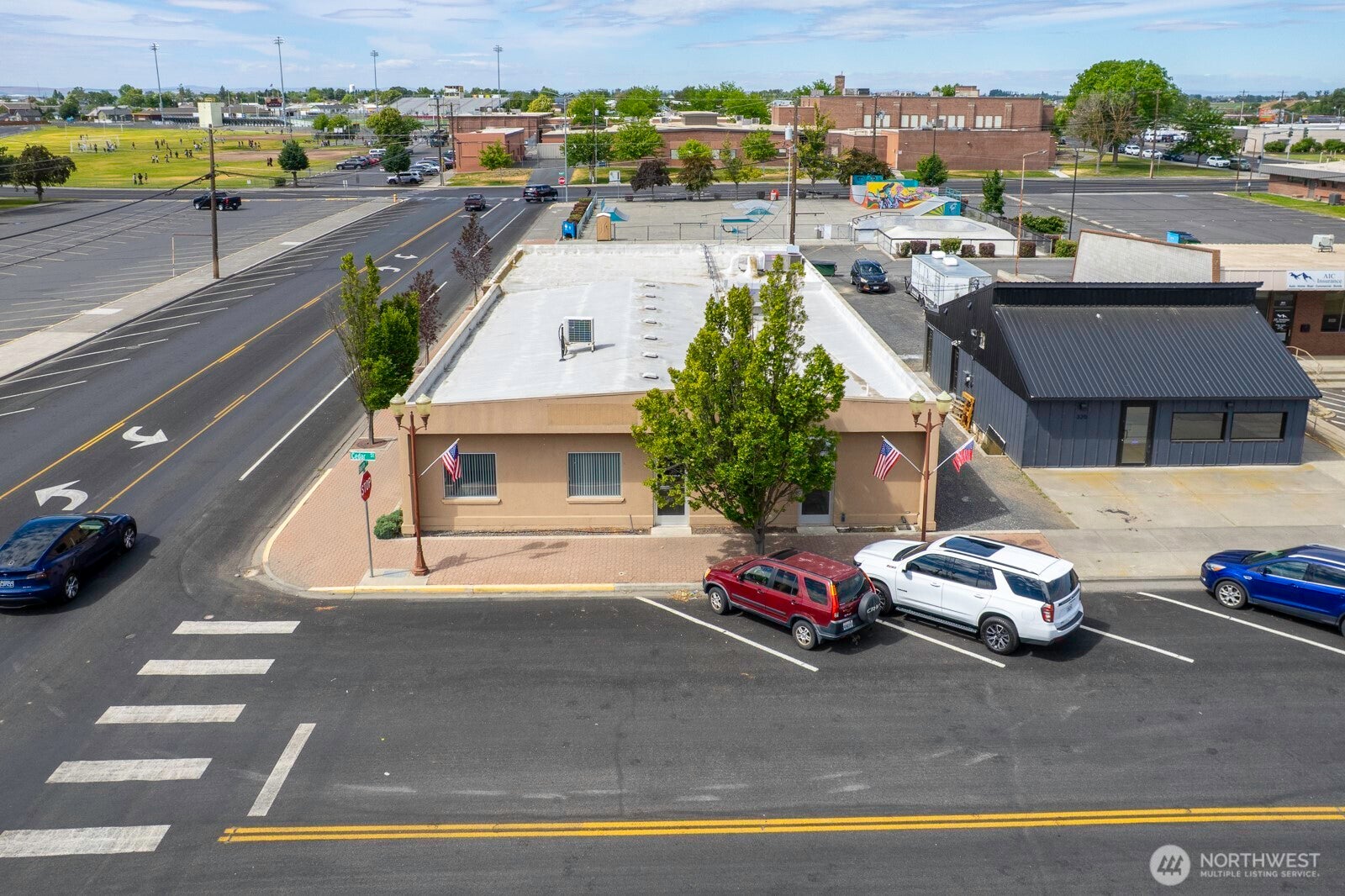 326 S Cedar Street — photo