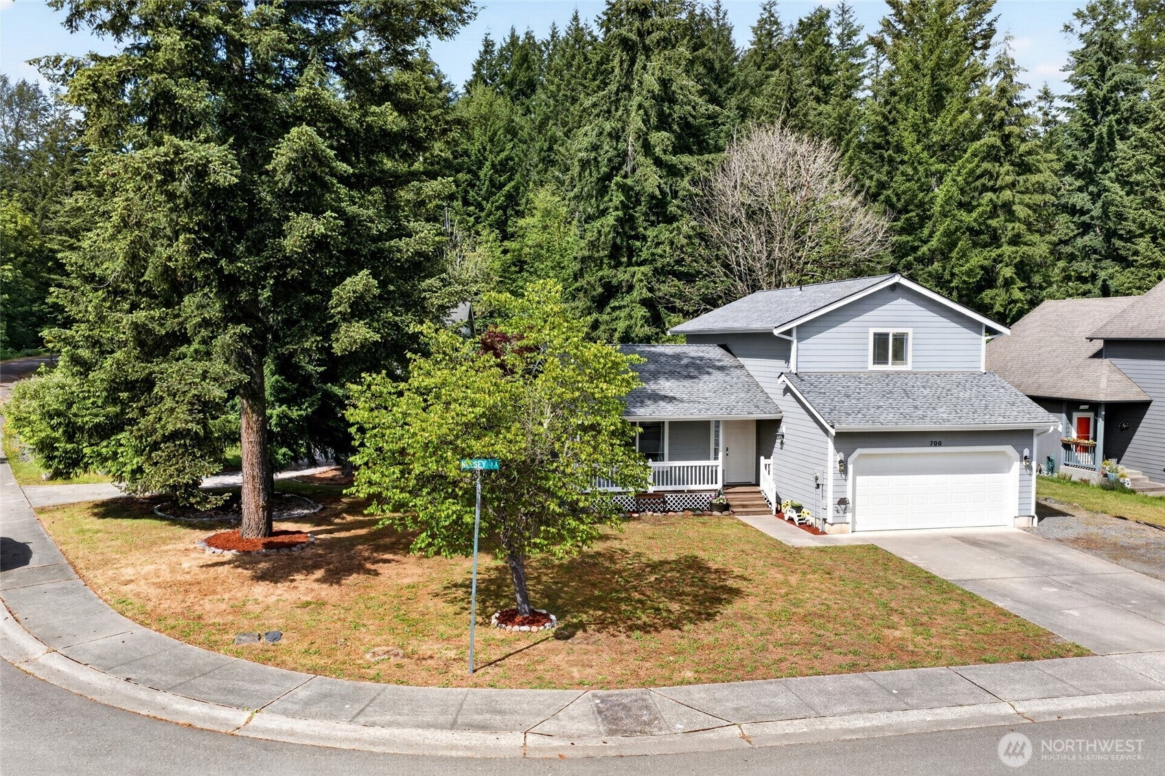 700 Kelsey Lane E — photo