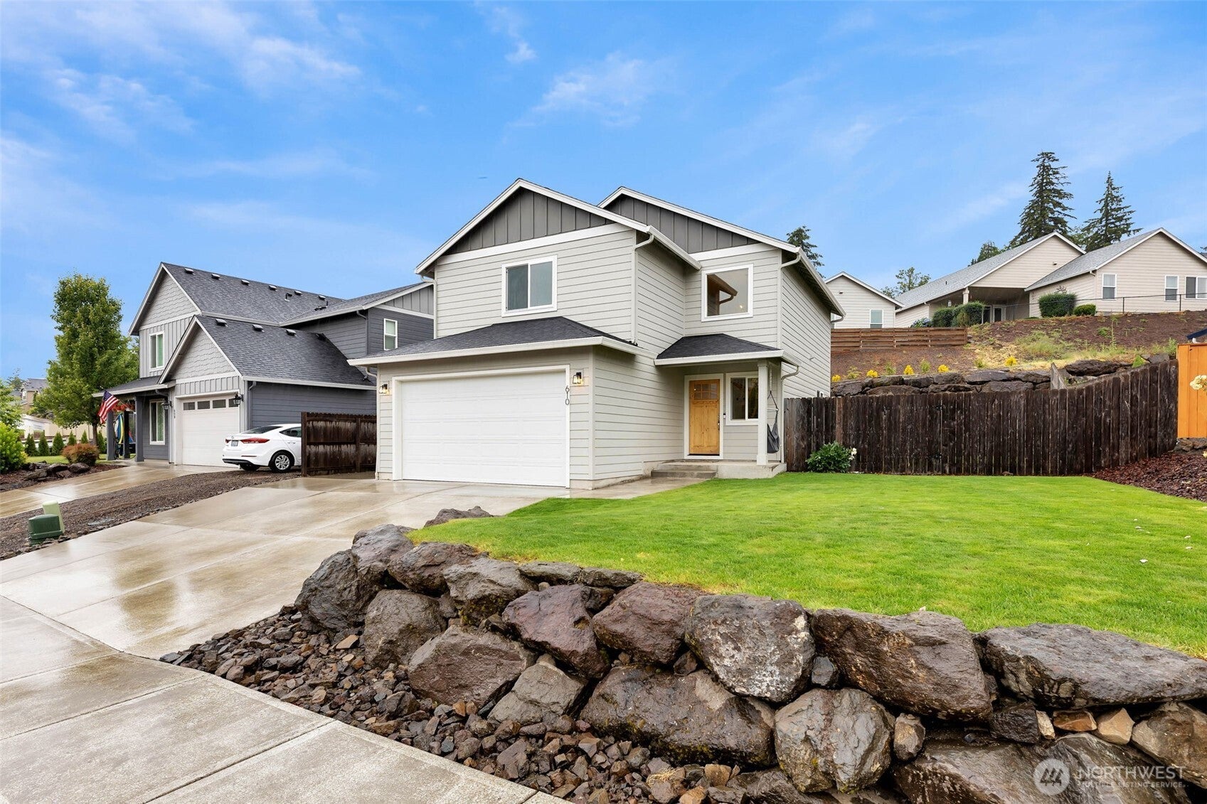 610 Stone View Way — photo