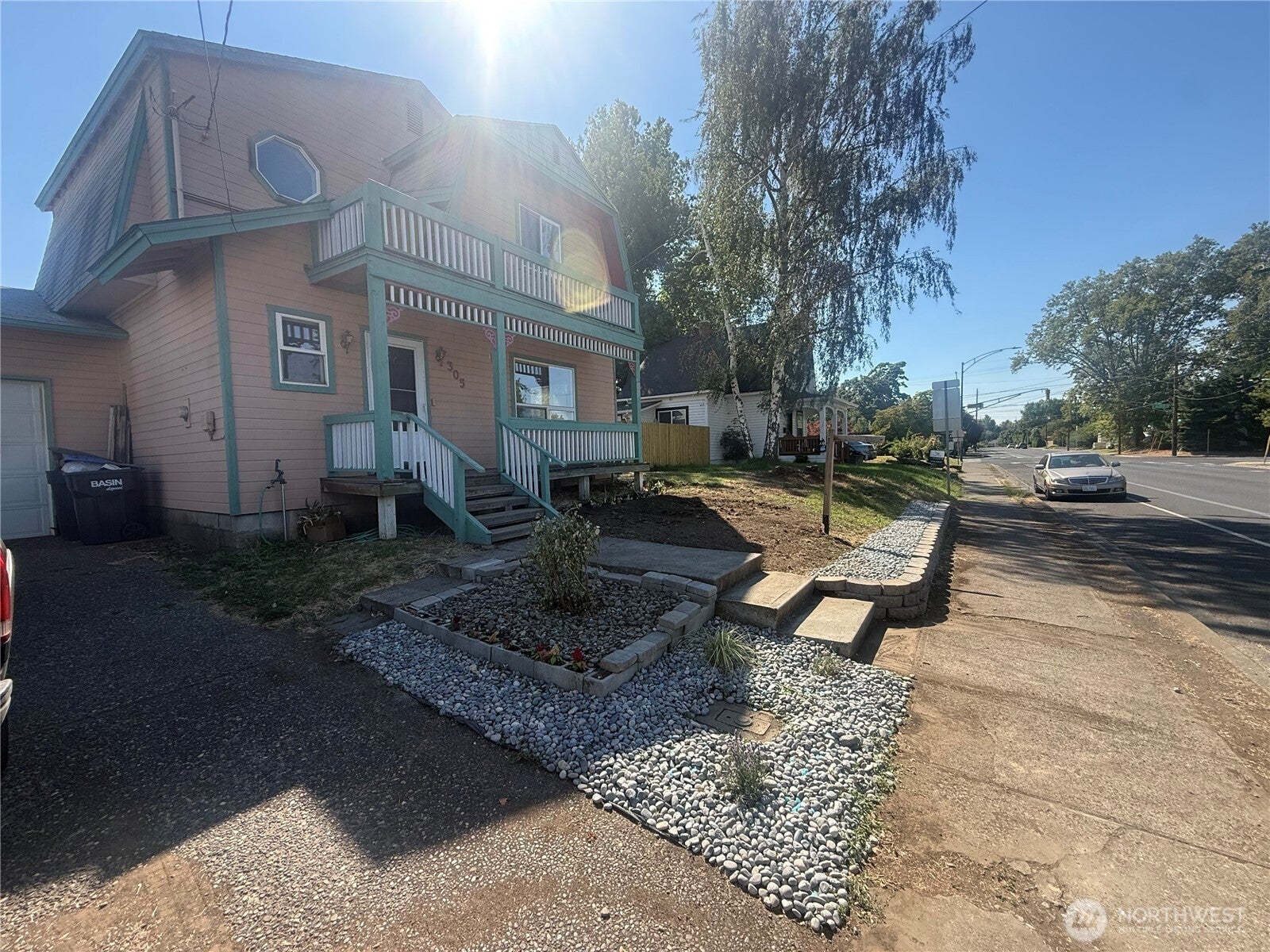 305 S Roosevelt Street — photo