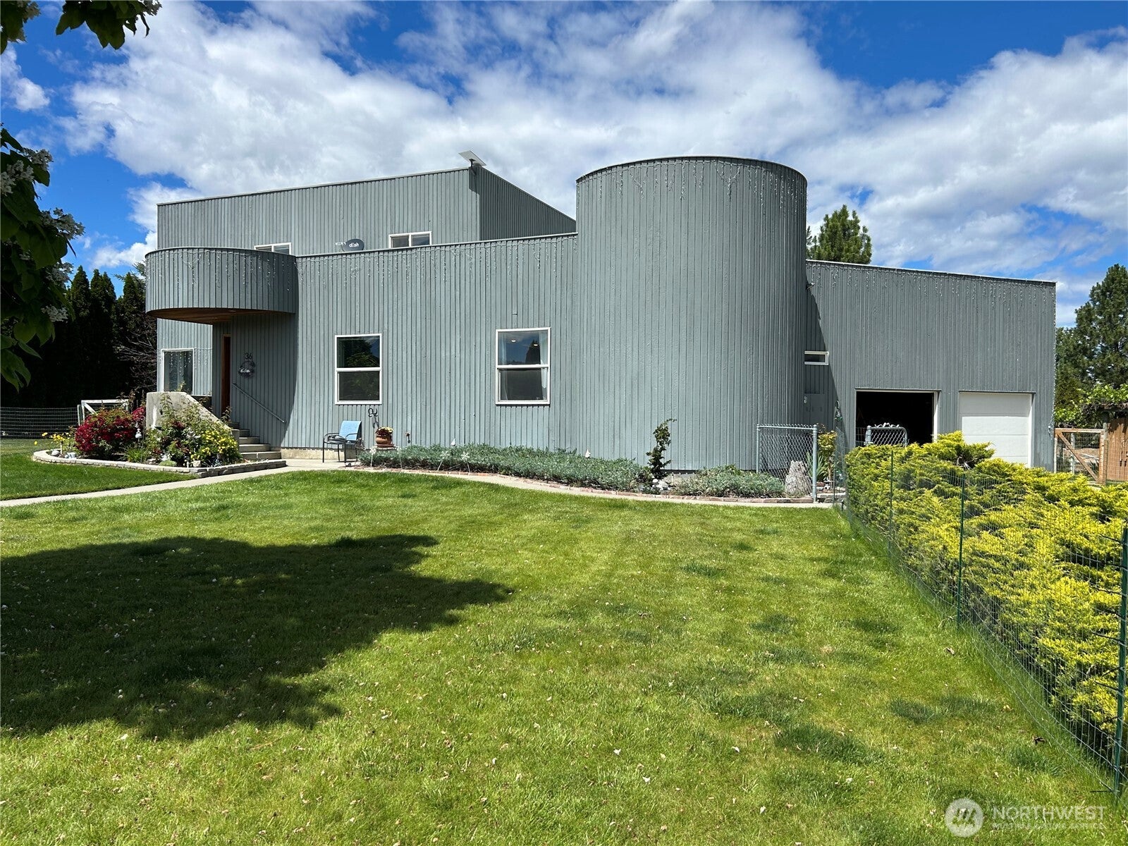 36 River Overlook Street — photo
