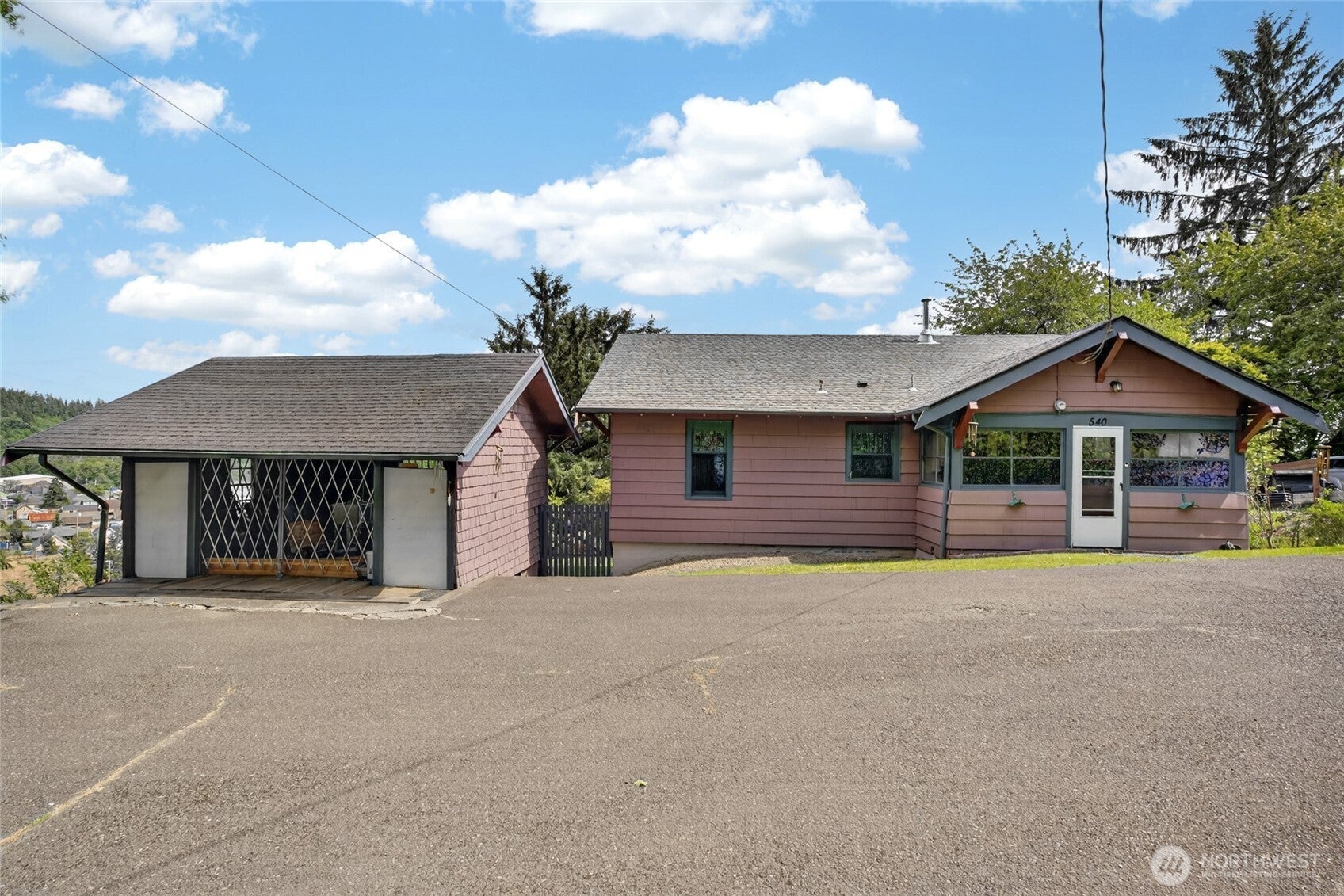 540 View Court — photo