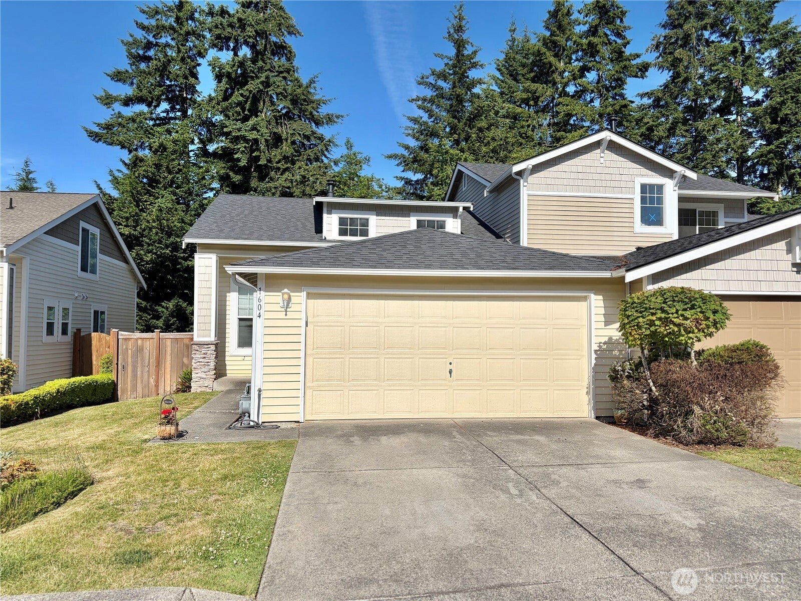 1604 NW Seasons Lane — photo