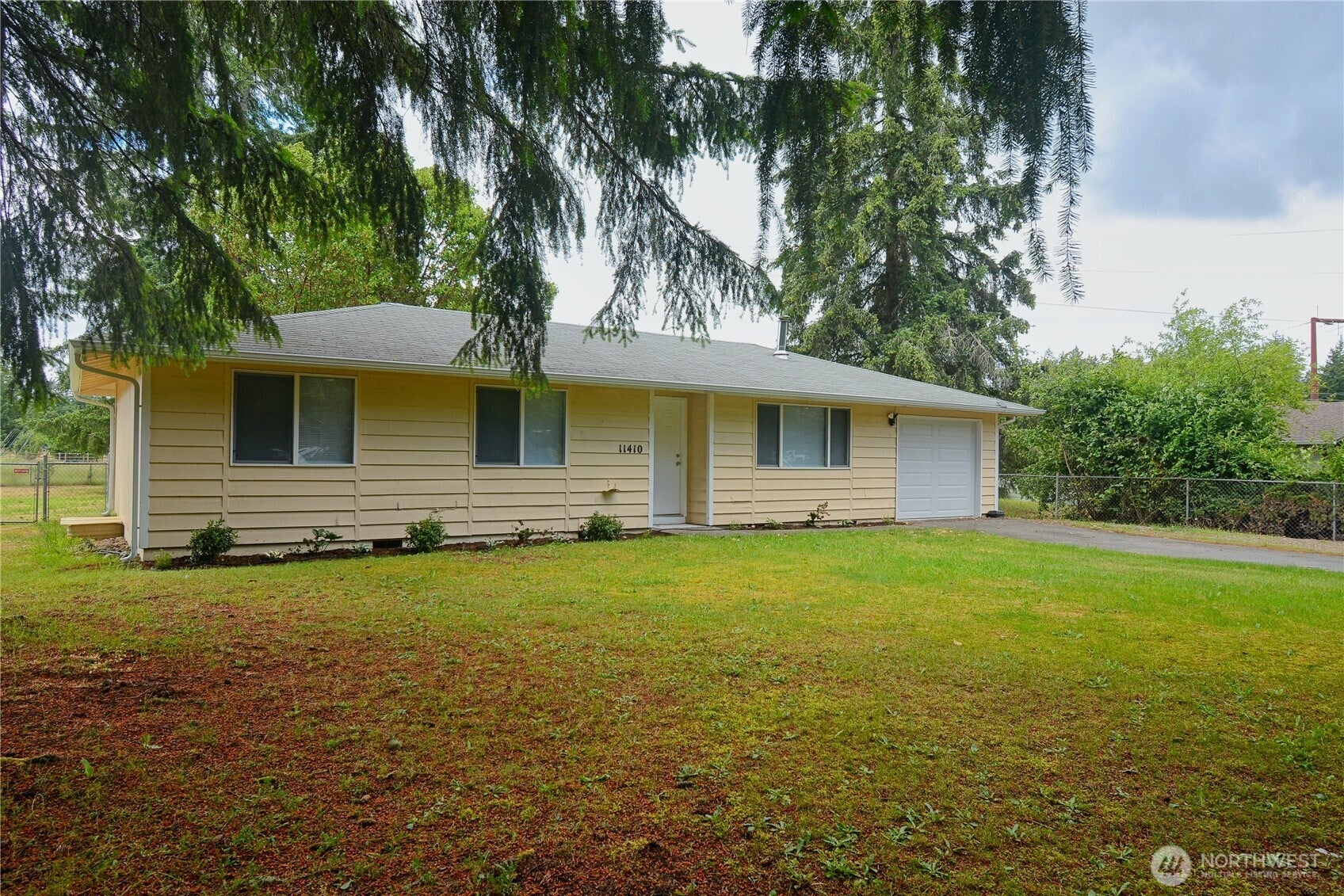11410 Prairie Court SE — photo