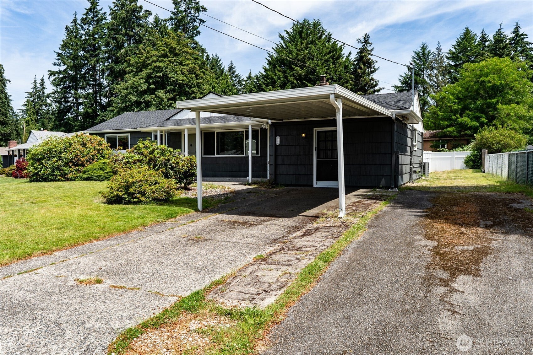 3 Fir Glen Drive SW — photo