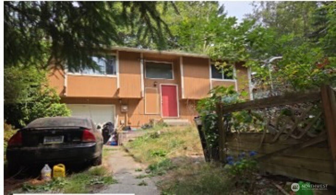 6885 E Cascade Drive — photo