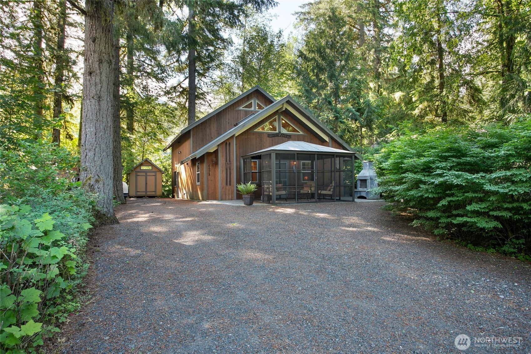6978 Rainier Way — photo