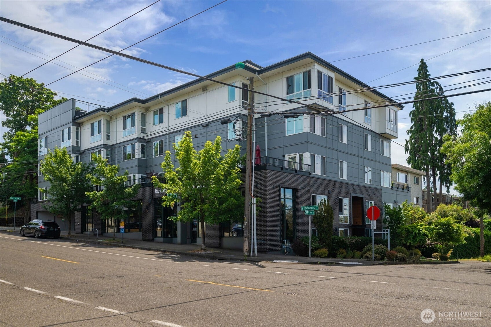 2901 S Jackson Street 304 — photo