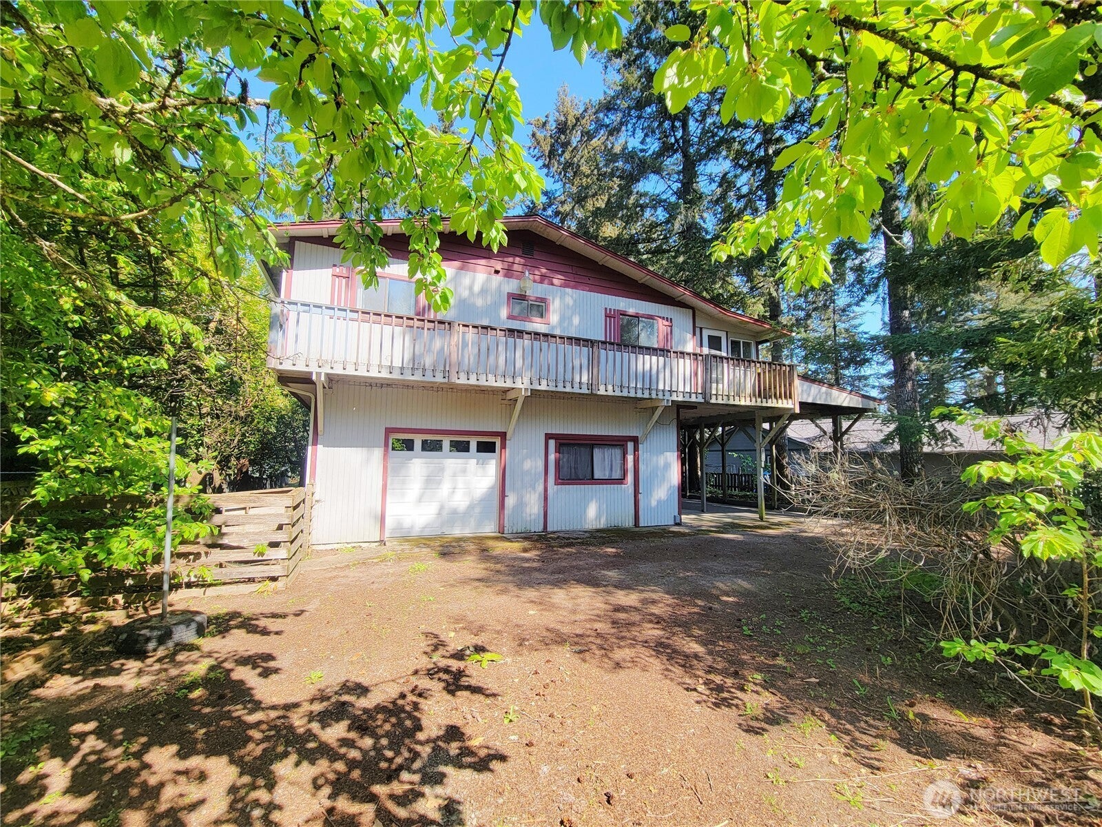111 NE Briggadun Drive — photo