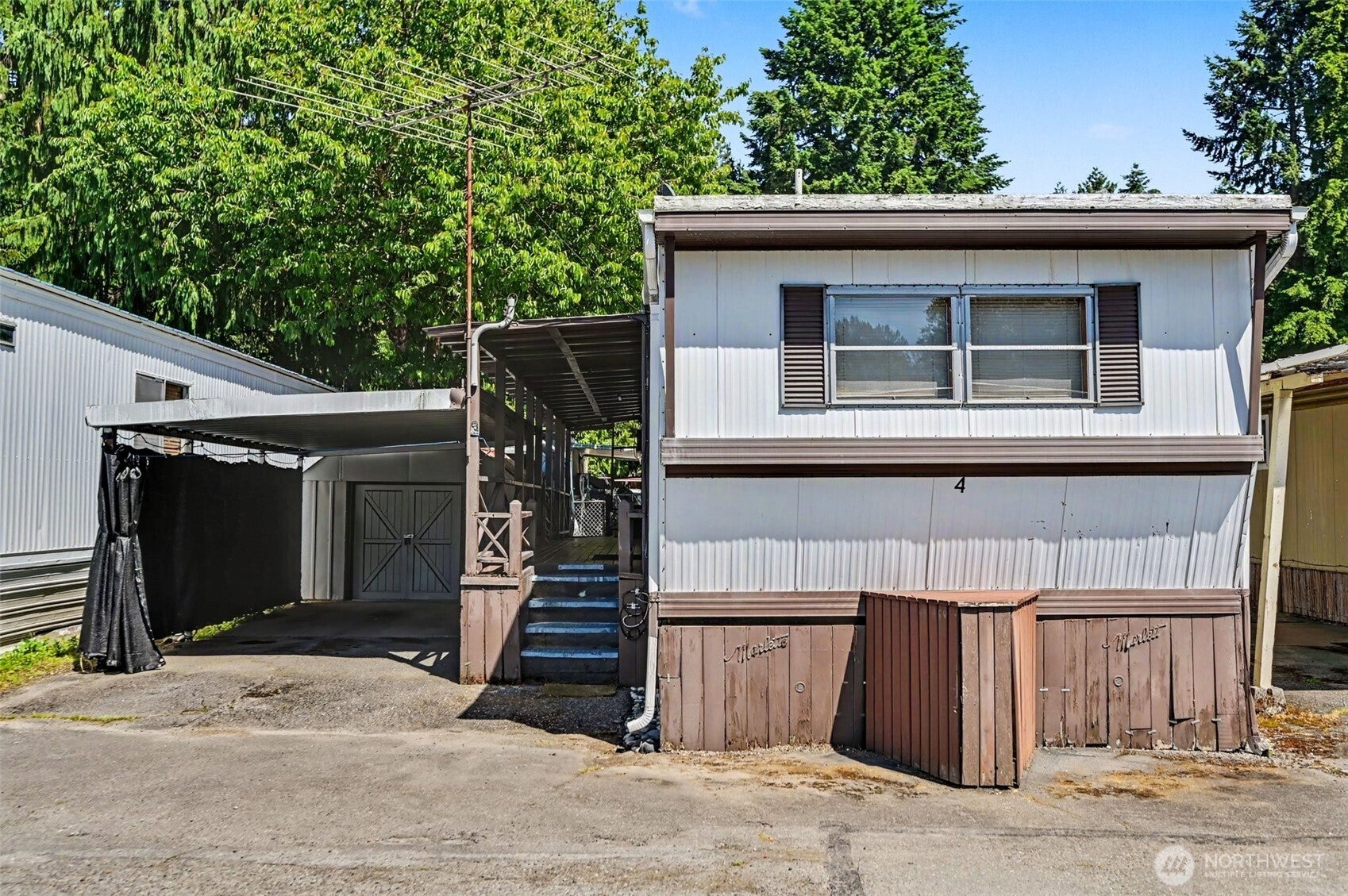 10515 Woodinville Drive 4 — photo
