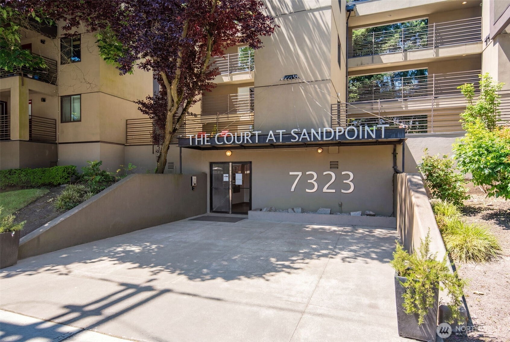 7323 NE Sand Point Way 111 — photo
