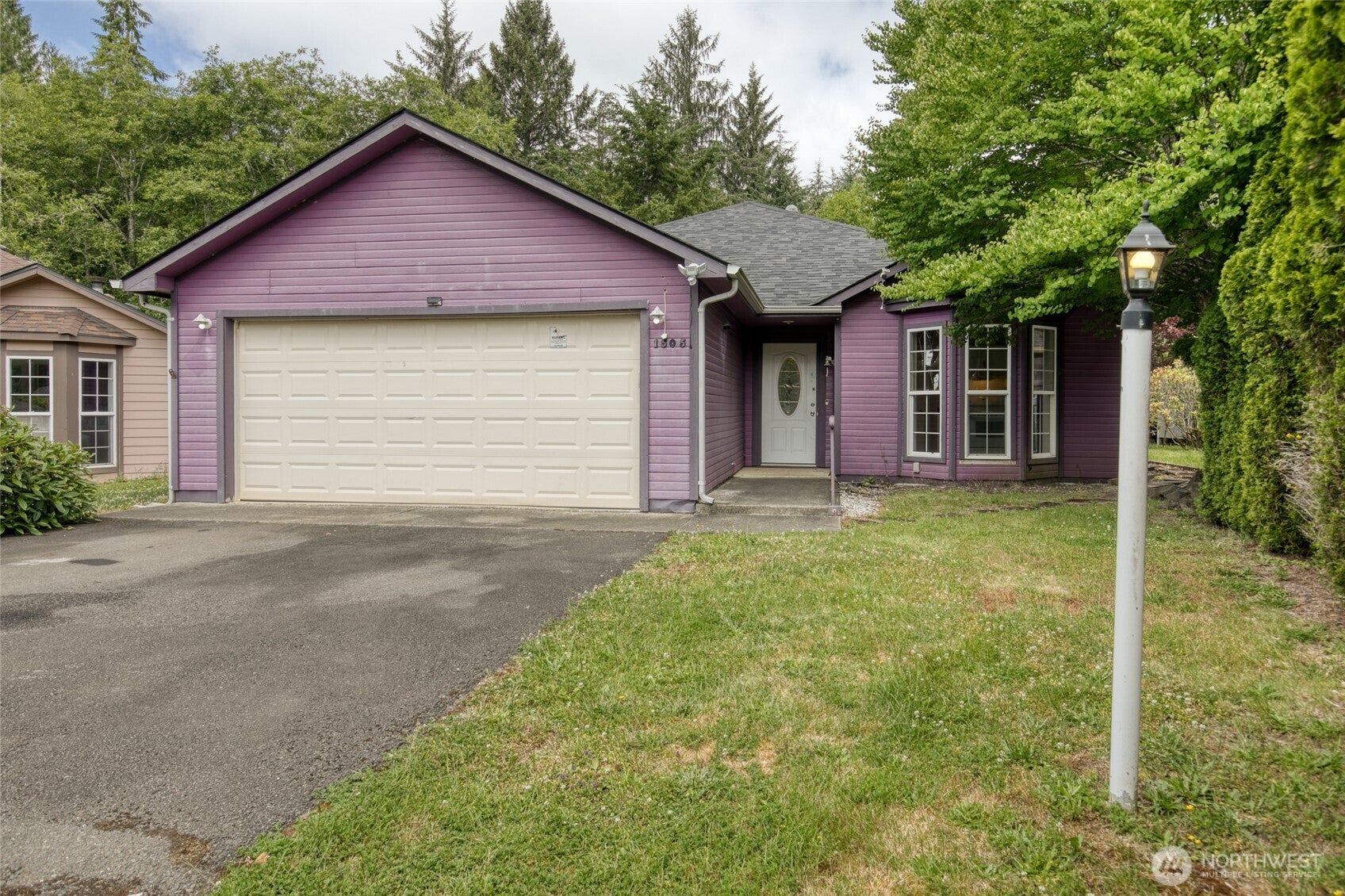 1505 Glen Court — photo
