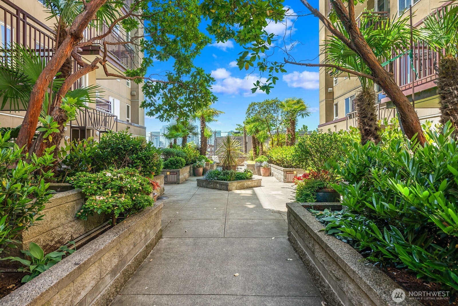 1711 E Olive Way 314 — photo
