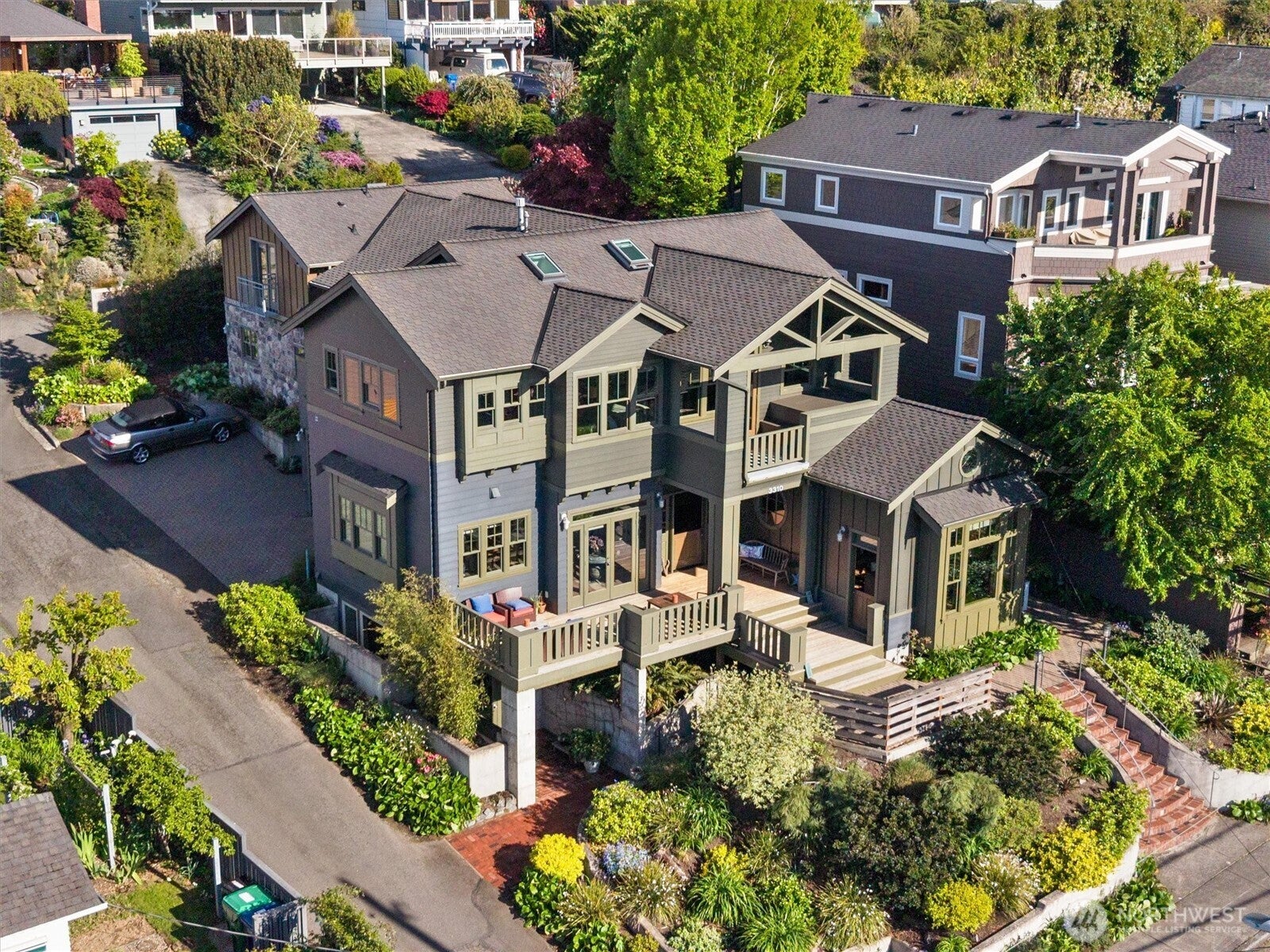 3310 59th Avenue SW a & #B — photo