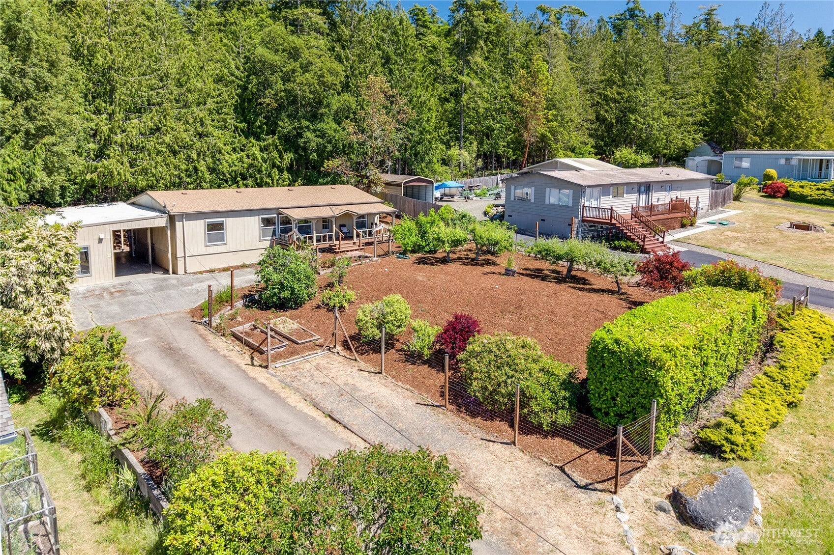 81 Alder Drive — photo