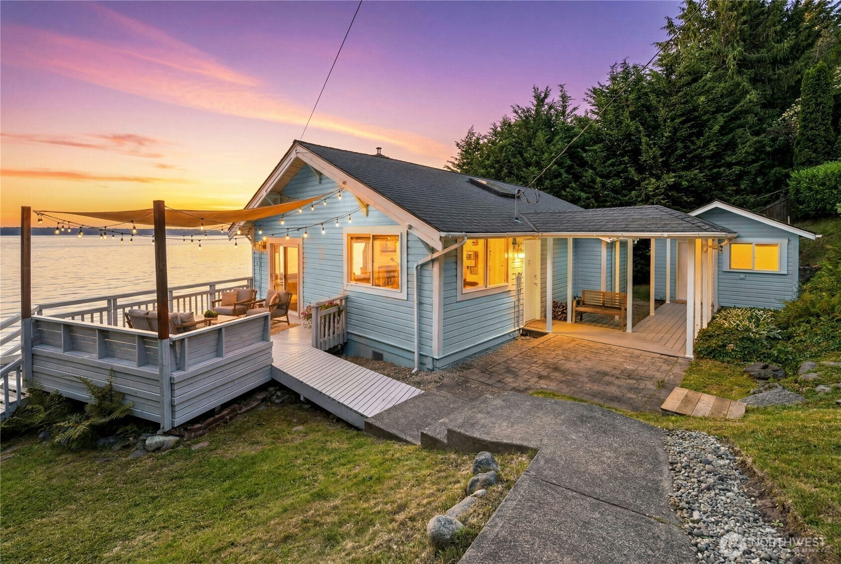 10932 Vashon Hwy SW — photo