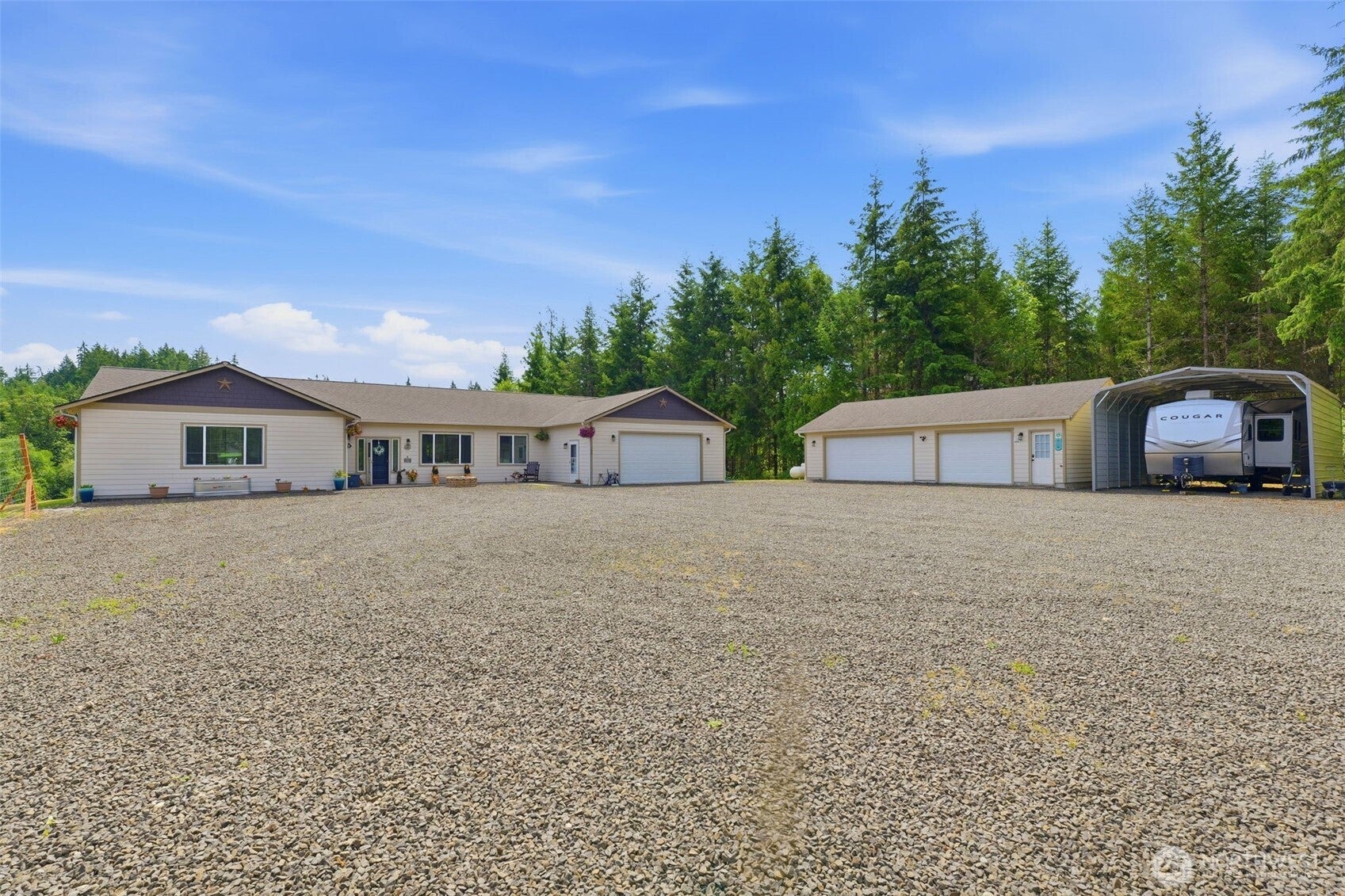 300 E McLane Cove Drive — photo
