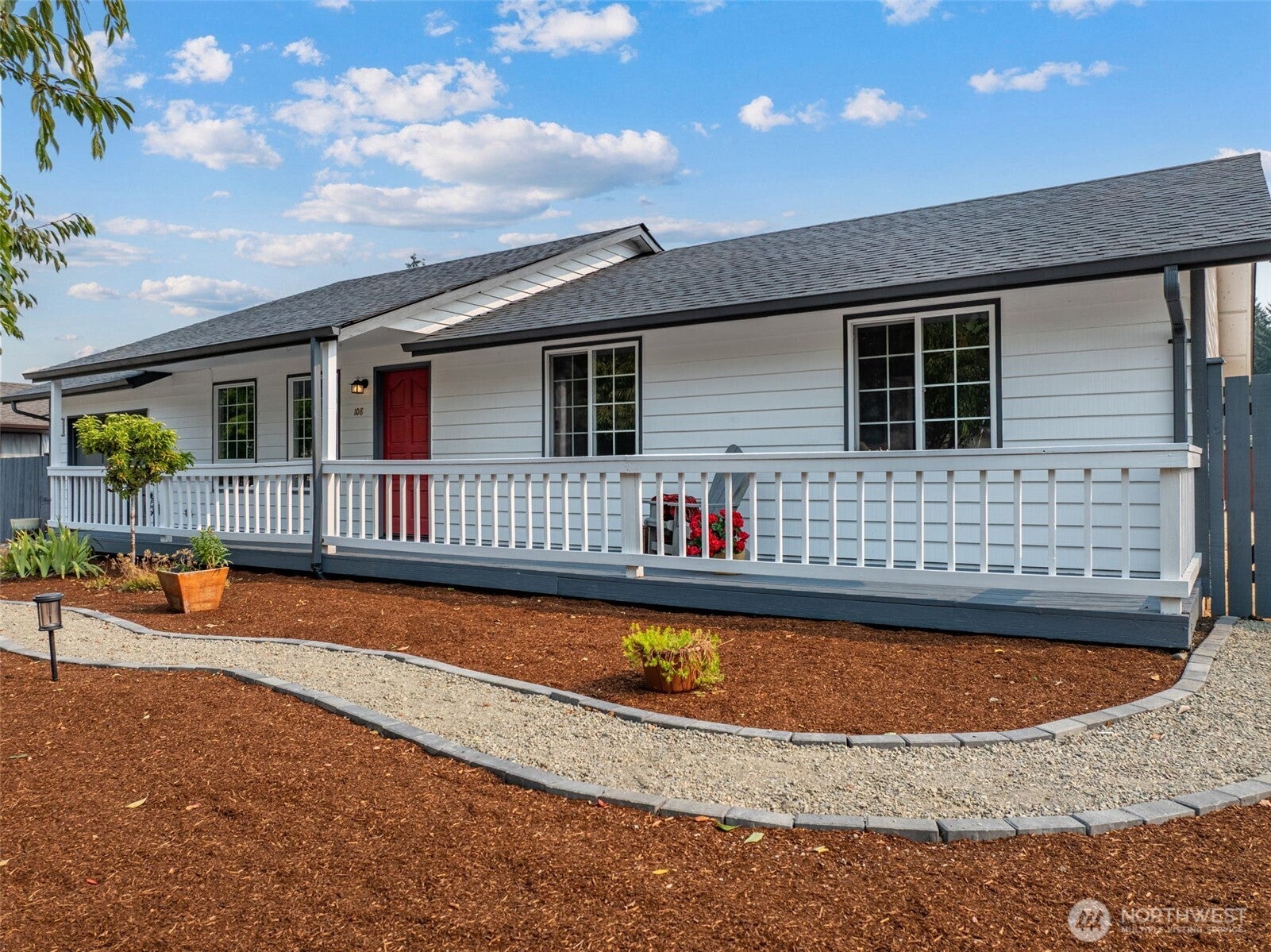 108 Sunnyside Drive — photo