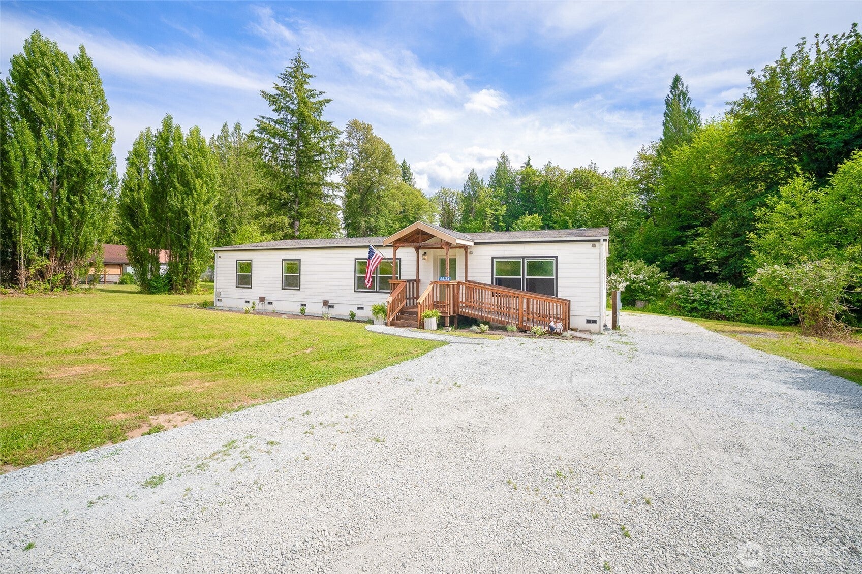 44184 Grassmere Road — photo