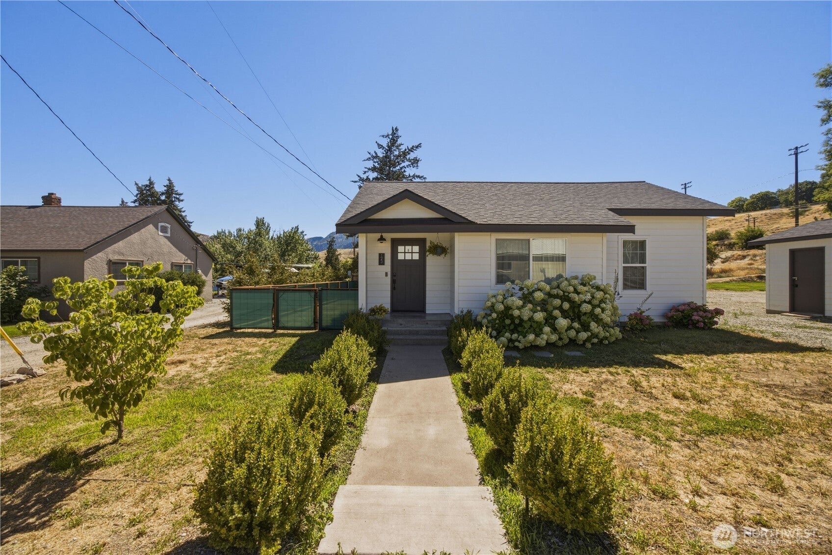123 Chris Street — photo