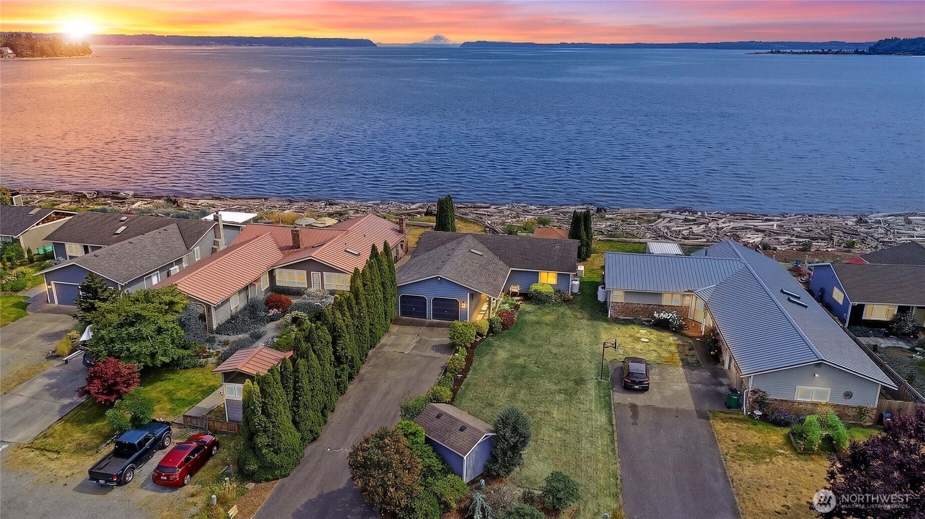 846 Livingston Bay Shore Drive — photo