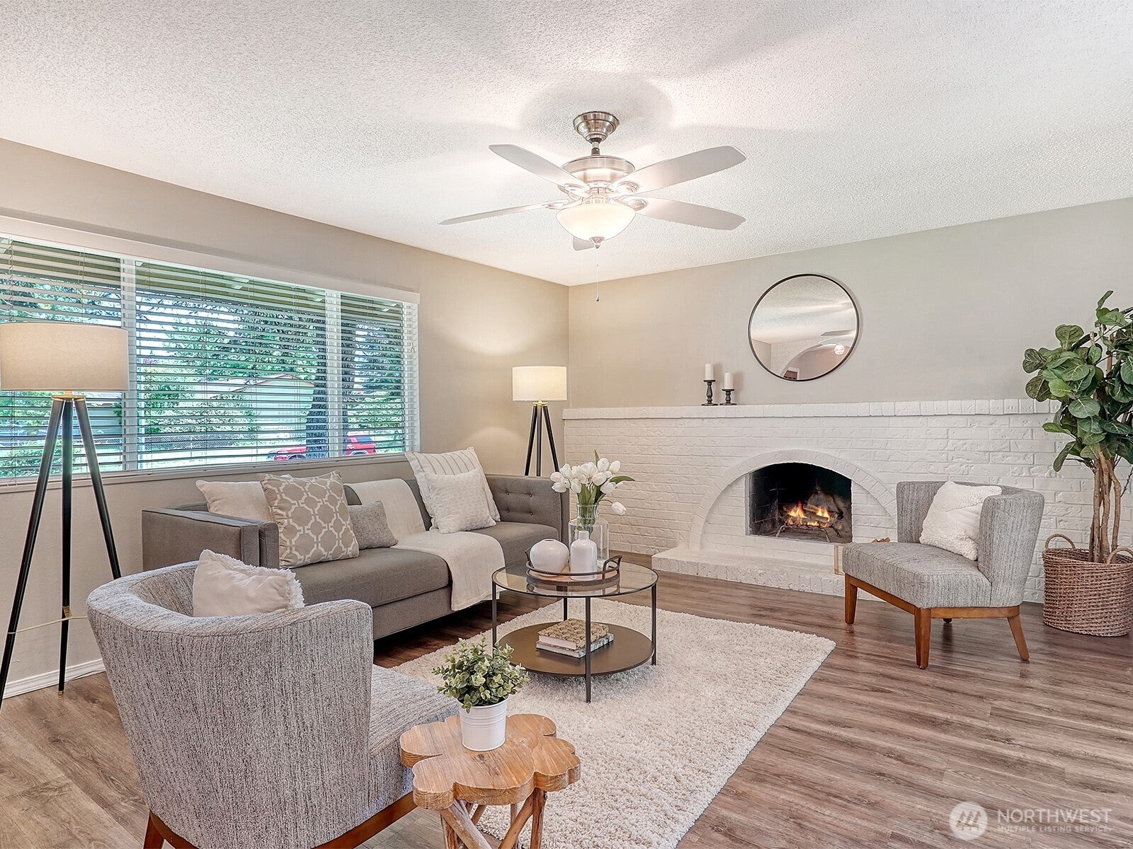 411 213th Place SW 12a — photo