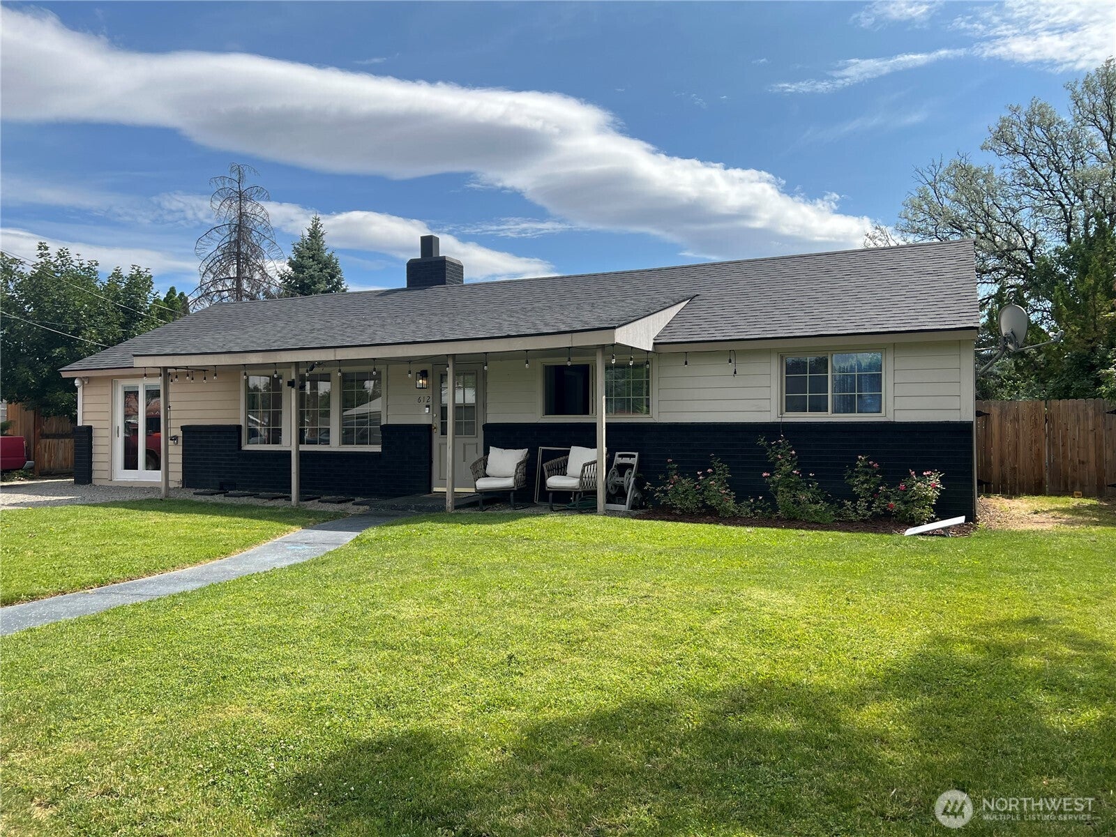 612 Skyview Drive — photo