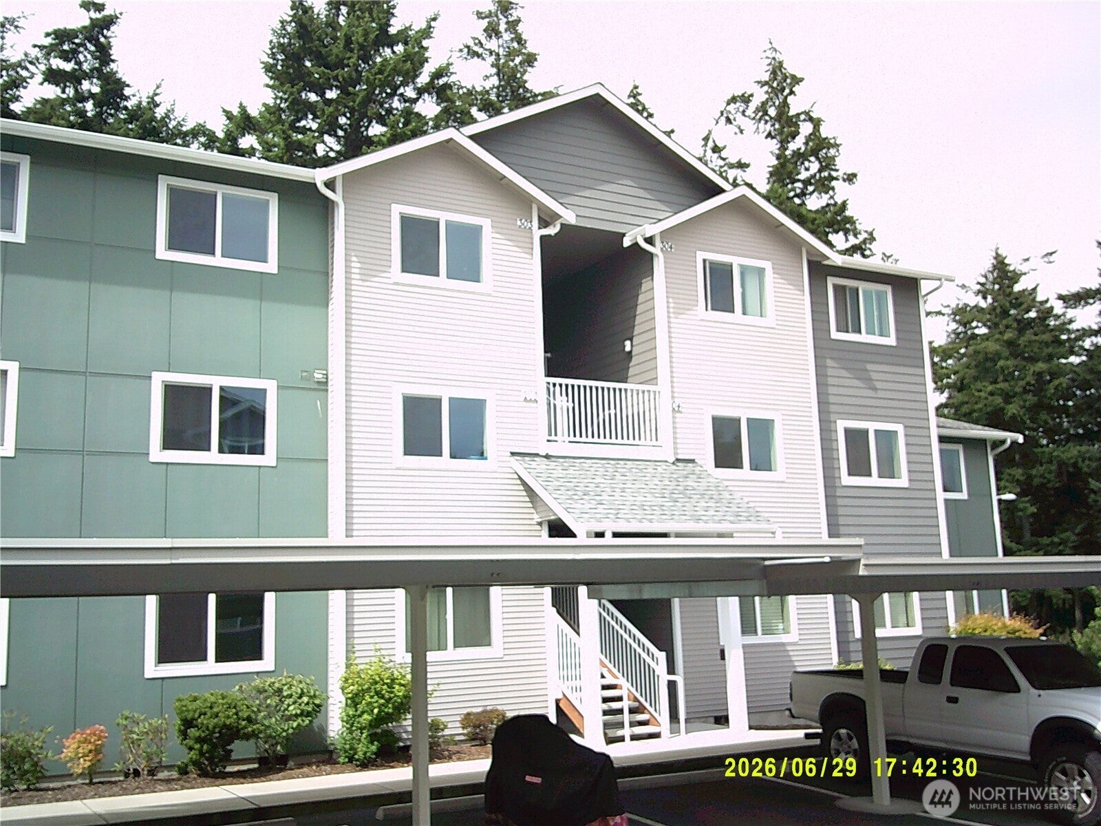 1621 SW Mulberry Place D303 — photo