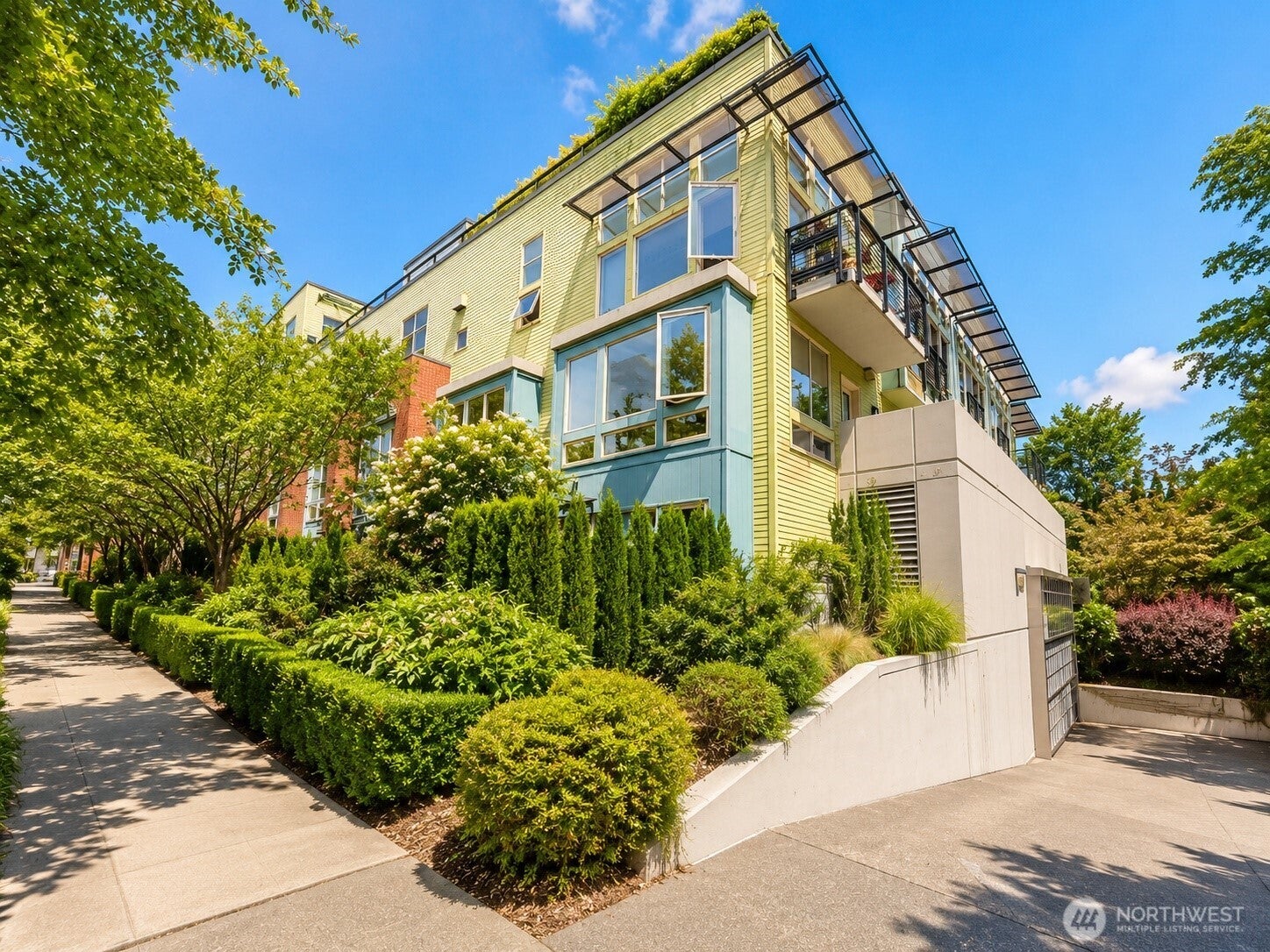 4422 Bagley Avenue N 204 — photo