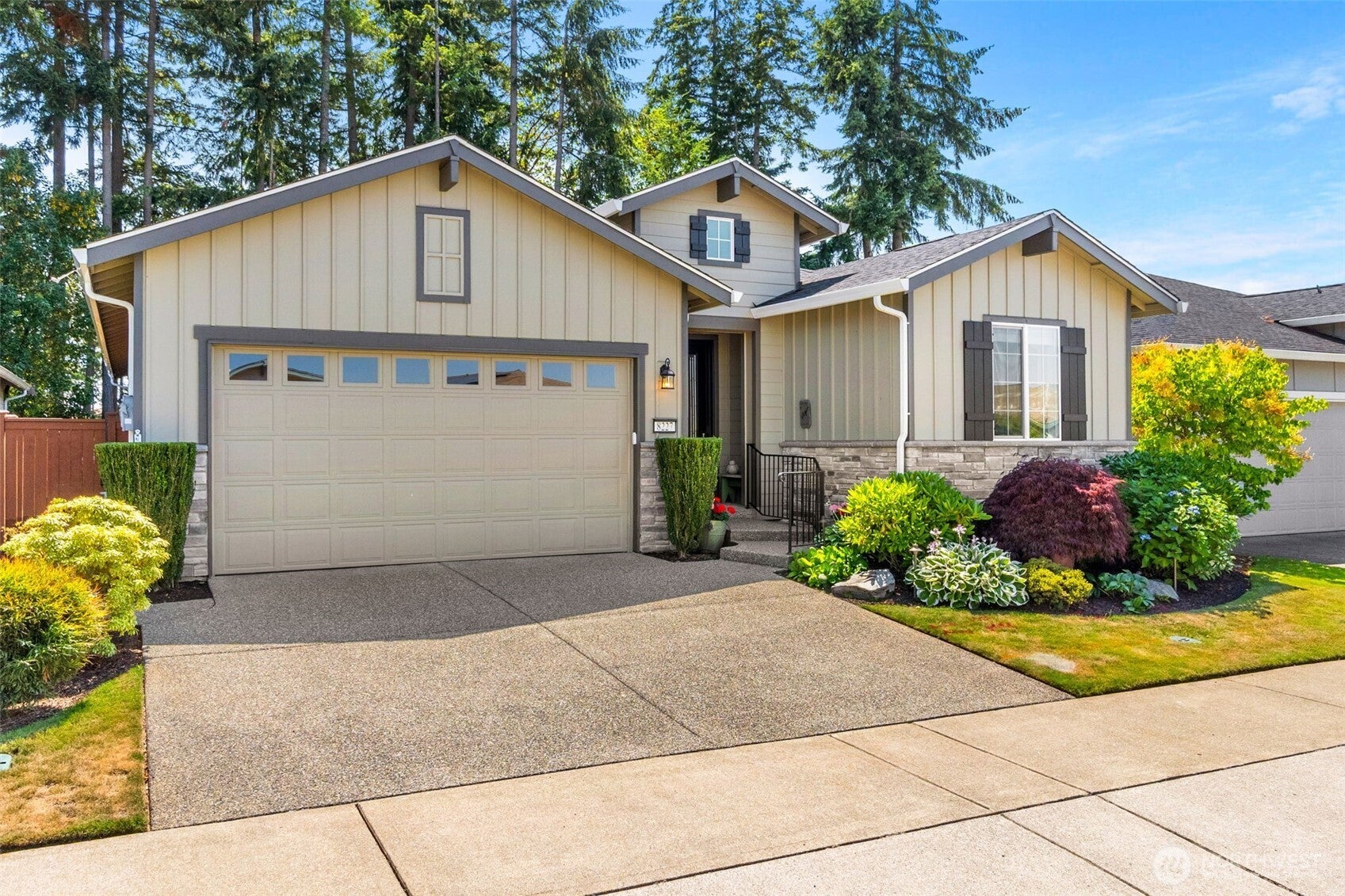 8227 Orcas Loop NE — photo