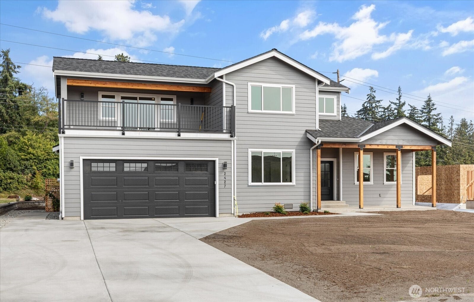 2427 Cambridge Court — photo