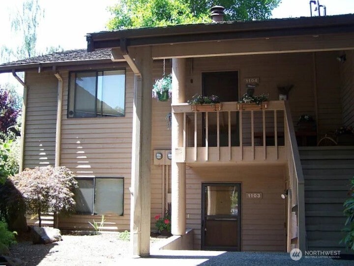 1101 Bellefield Park Lane 1103 — photo
