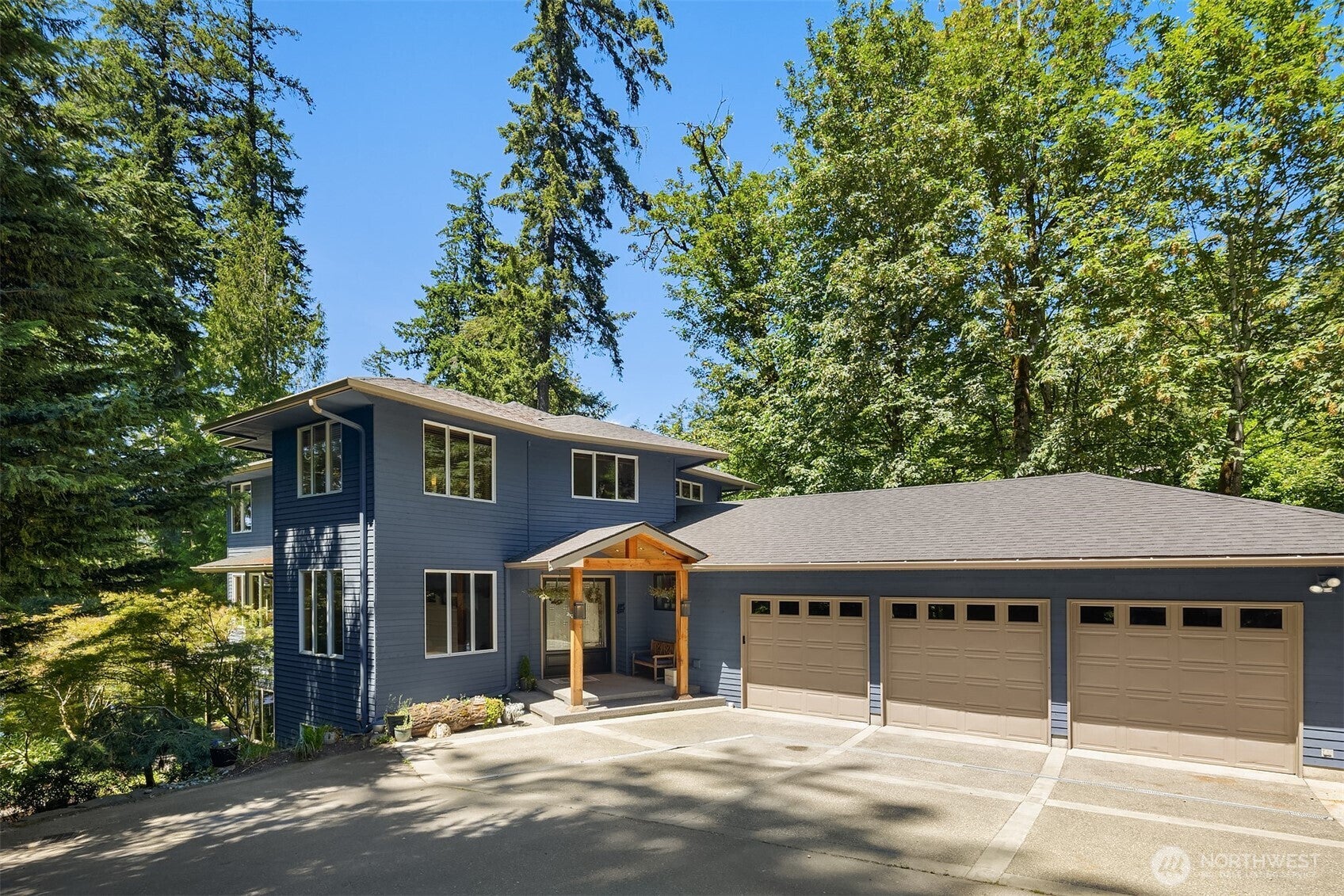 18603 E Spring Lake Drive SE — photo