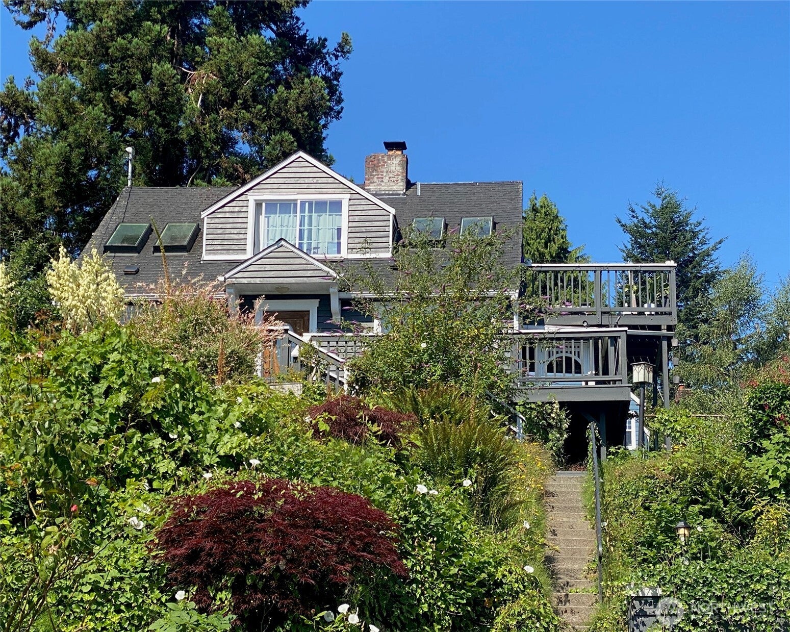 12321 42nd Avenue NE — photo