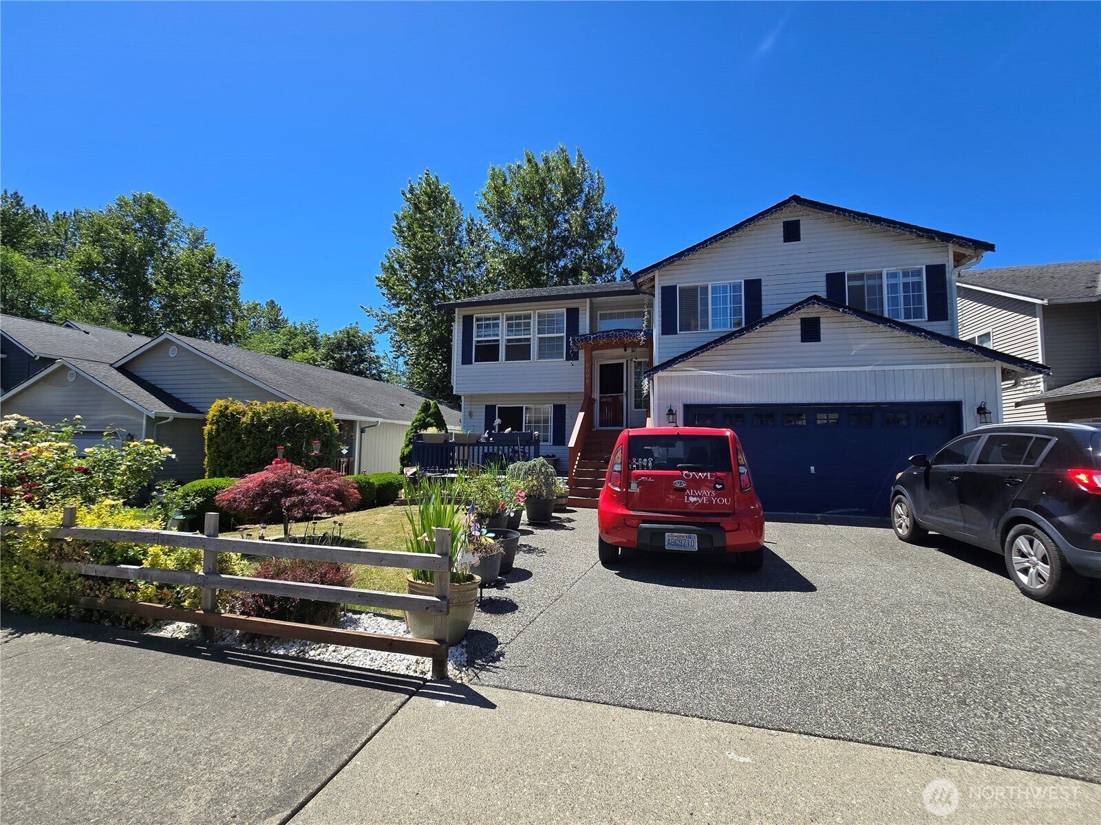 6608 79th Drive NE — photo
